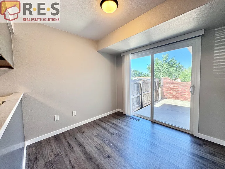 1330 Terry St — Photo 7