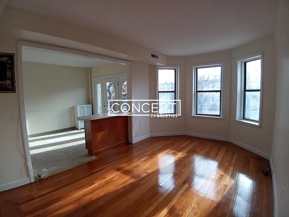 1121 Commonwealth Ave #5