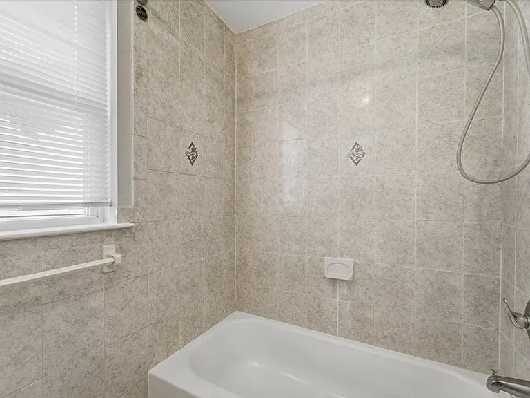 721 S 19th St #1 — Photo 24