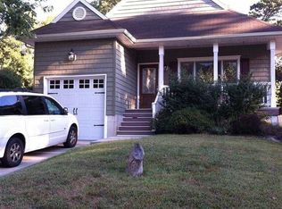 320 Spruce St, Absecon, NJ 08201