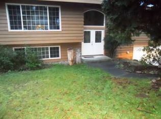 22917 81st Pl W, Edmonds, WA 98026