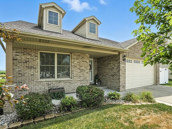 2nd image of 6081 Park View Dr