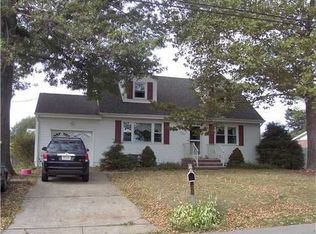 1366 Omaha Rd, North Brunswick, NJ 08902