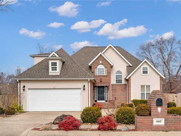 407 Gray Ct, Siloam Springs, AR 72761
