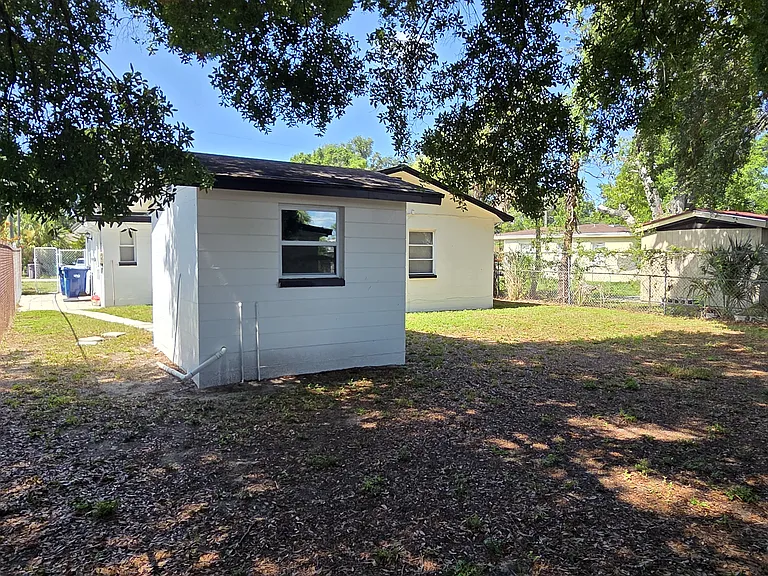 4017 W La Salle St — Photo 13