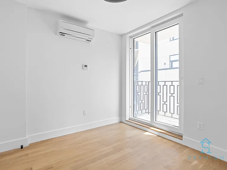 11 Lewis Ave #PENTHOUSE — Photo 11