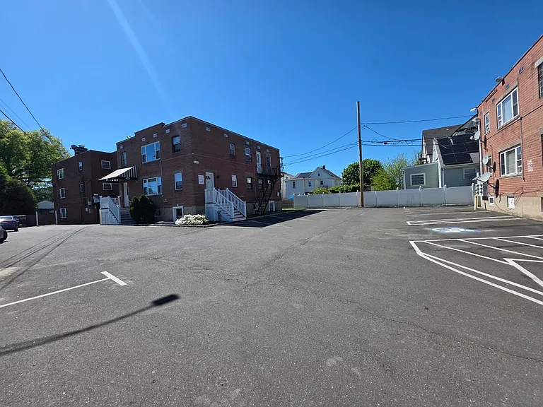 140 Morgan Ave #6A — Photo 9