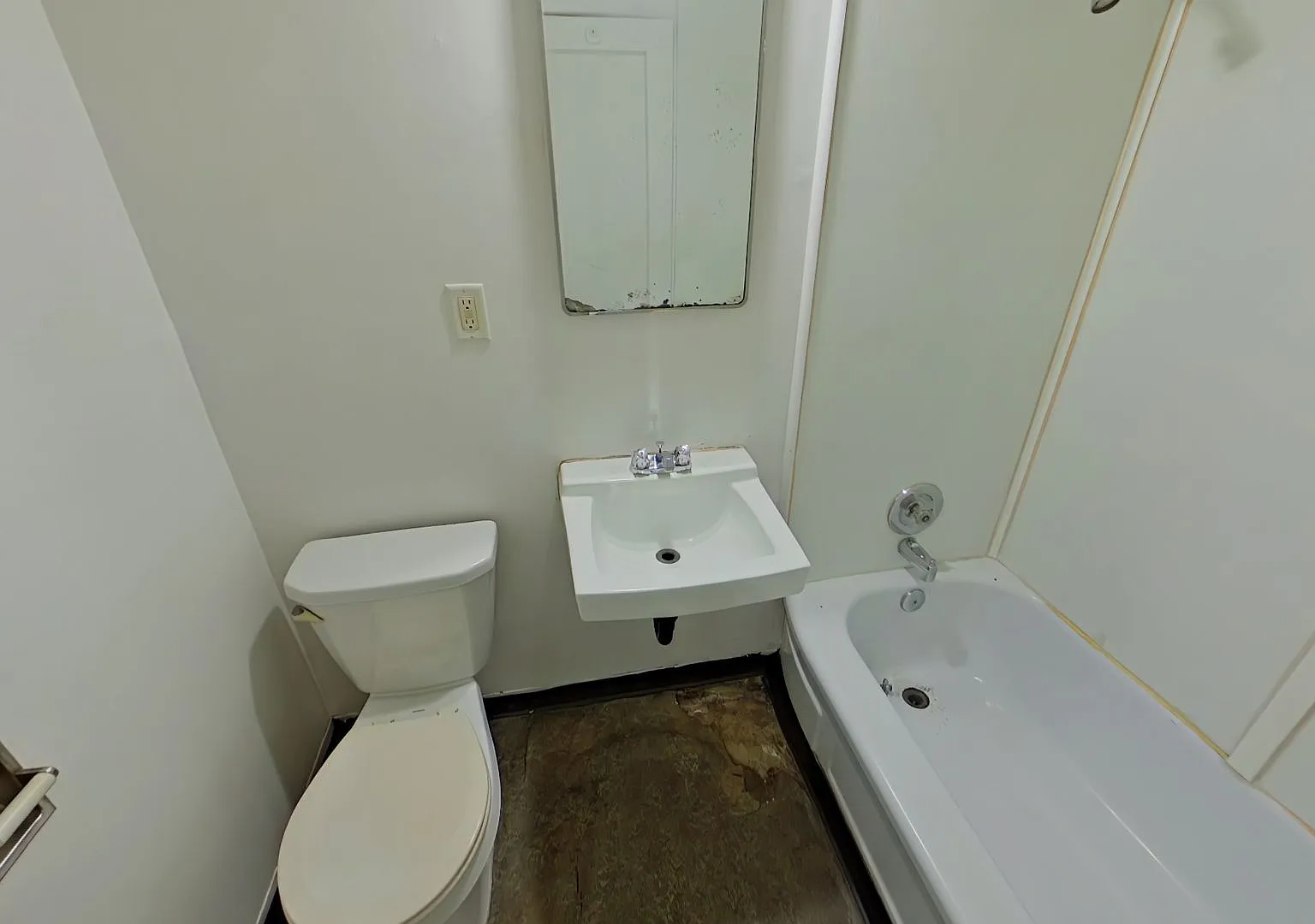 227 West 7th Ave — Photo 2
