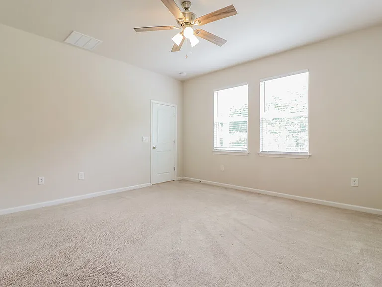 18424 Hunters Meadow Walk — Photo 9