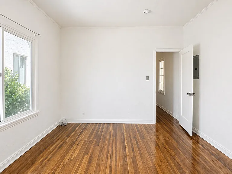 339 N Ogden Dr #1/2 — Photo 17