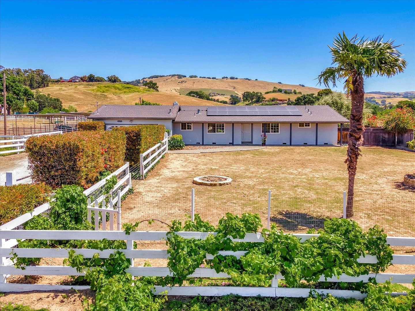 10670 New Ave, Gilroy, CA 95020 Zillow