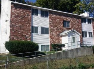 5 Lenox St APT 1, Lowell, MA 01852