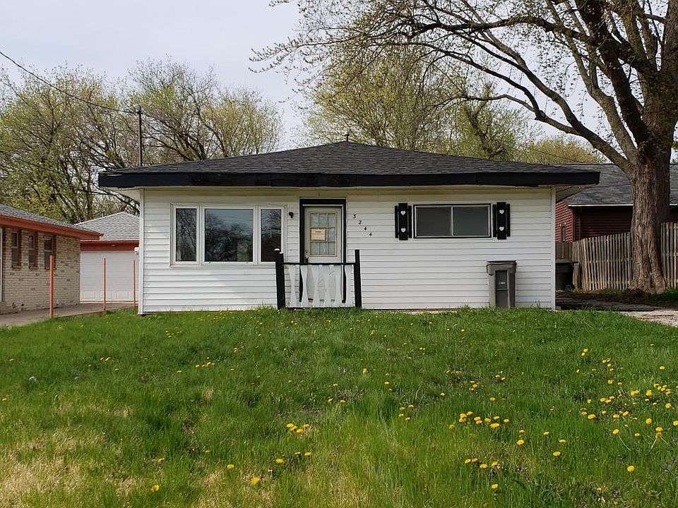1st image of 3244 E Mallory Ave