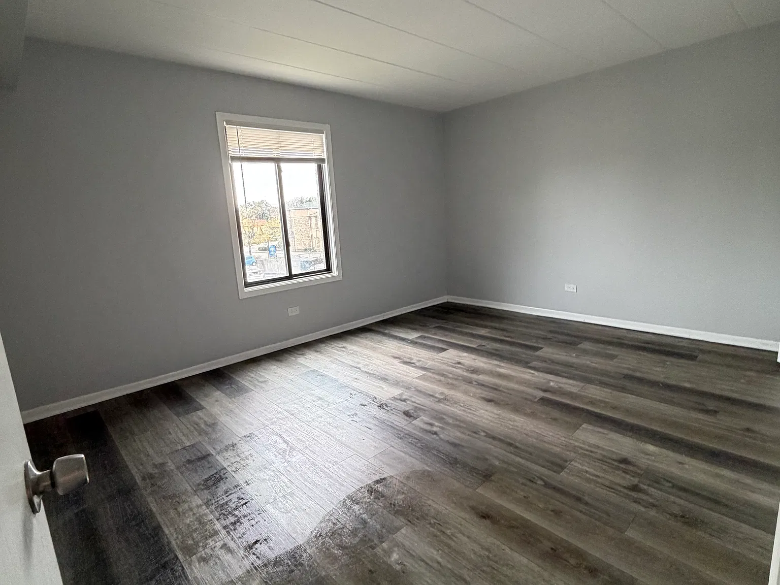 2 bed, 1275 sqft, $1,950 — Photo 4
