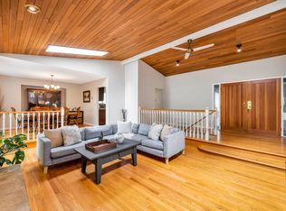 6751 Westview Dr, Delta, BC V4E 2L7