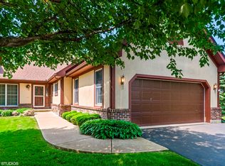 11750 Pebble Beach Dr, Genoa, IL 60135