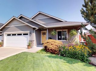 2216 Esther Ln, Grants Pass, OR 97527