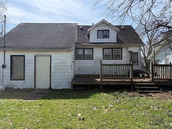 3rd image of 600 Dewey St