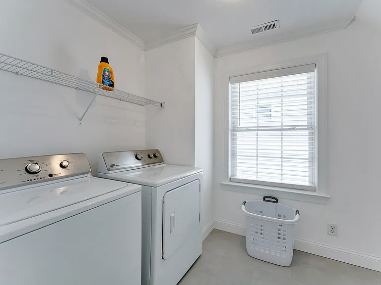 9555 20th Bay St — Photo 35