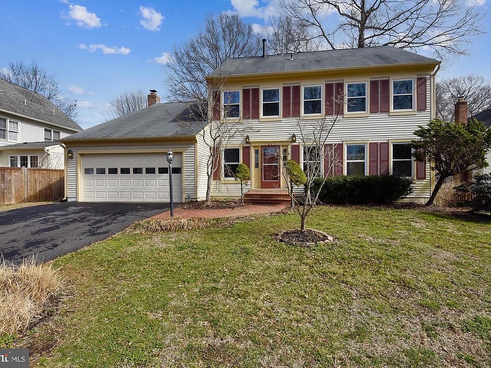 1st image of 7203 Dogue Forest Ct