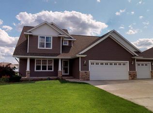 1466 Aviator Ct, Hobart, WI 54115