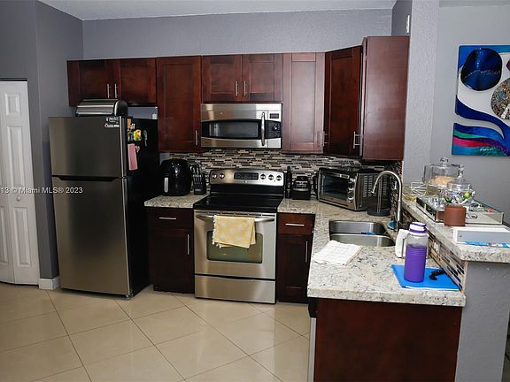 5th image of 2130 Hacienda Ter #2130