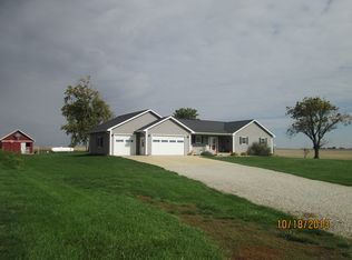 4509 E 900 North Rd, Stanford, IL 61774