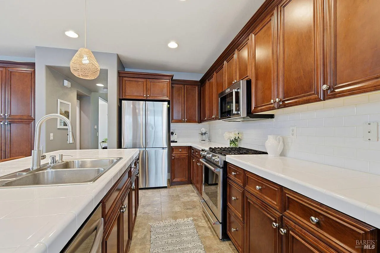 2151 Linwood Avenue - Photo 10