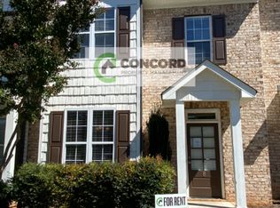 8 Rhododendron Dr, Greensboro, NC 27455