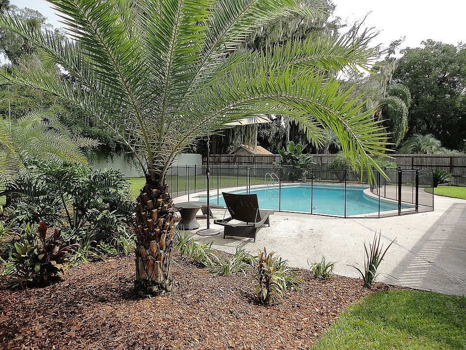 Landscaping by Julia's Digs