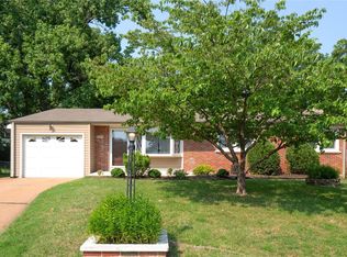 4701 Warrior Dr, Saint Louis, MO 63123