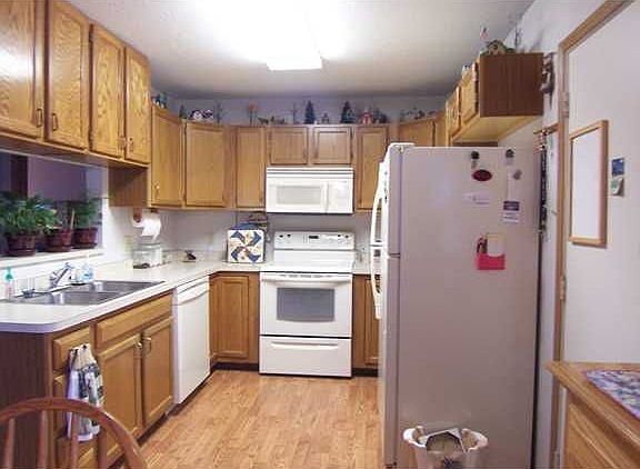 5th image of 8611 Victoria Meadow Ln
