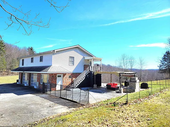 72 Taylor Ln, Newburg, WV 26410
