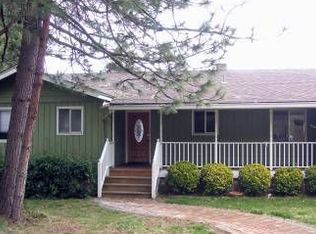 2812 Old Stage Rd, Central Point, OR 97502