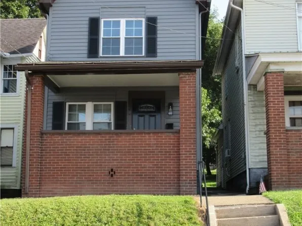 711 Park Ave, Ellwood City, PA 16117