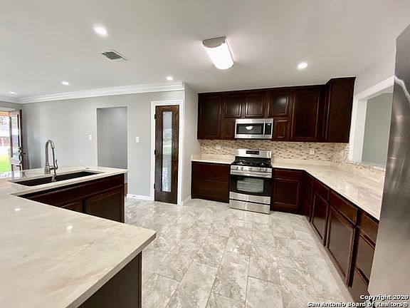 2nd image of 306 Forrest Hill Dr