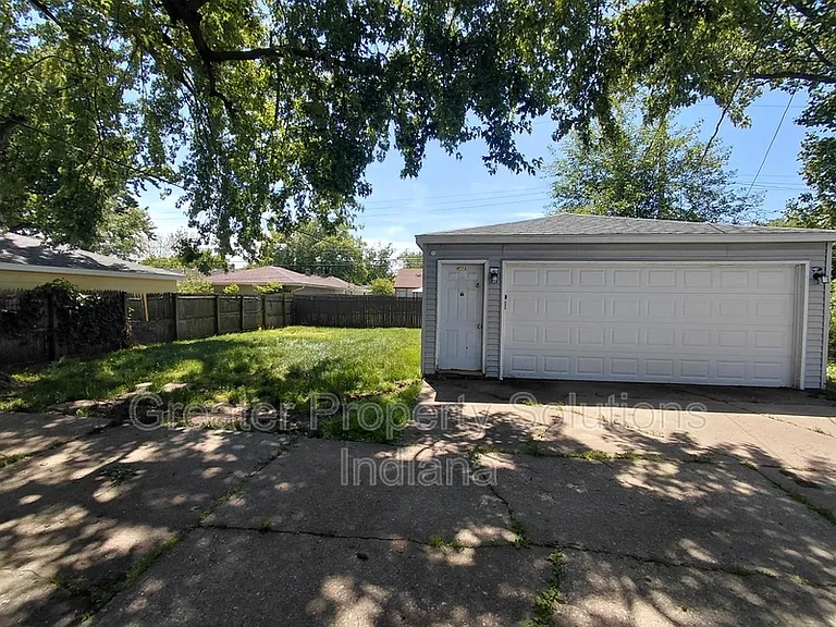 7974 White Oak Ln — Photo 7