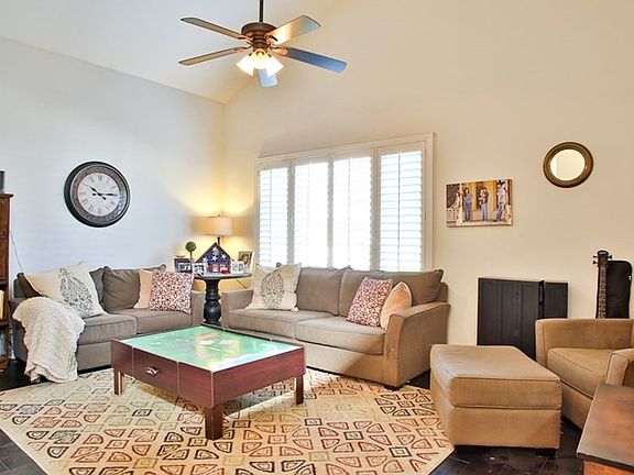 4th image of 8409 Thoroughbred St