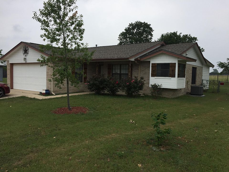 1st image of 167 Bluebonnet Cir