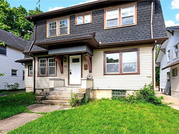 3rd image of 49 Woodcrest Ave