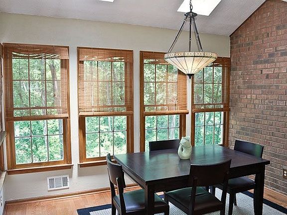 4th image of 2505 Chestnut Springs Trl
