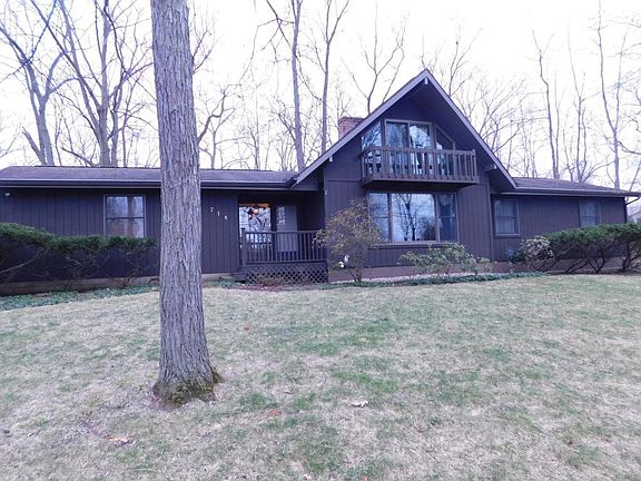 3rd image of 714 Lakeview Dr
