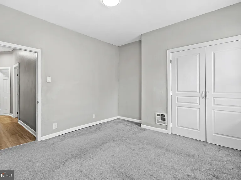 2352 N Colorado St — Photo 11