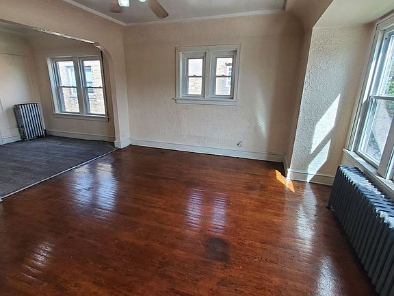 3rd image of 2527 S 13th St APT 5