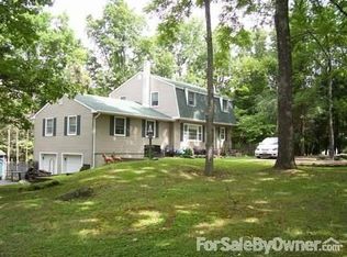 901 Aspen Dr, Newton, NJ 07860