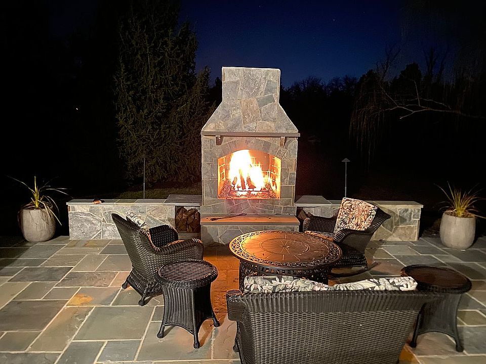 2nd image of 43288 Clarecastle Dr