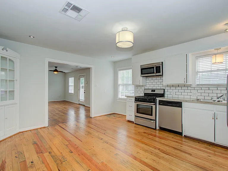 4706 Fisk St — Photo 28