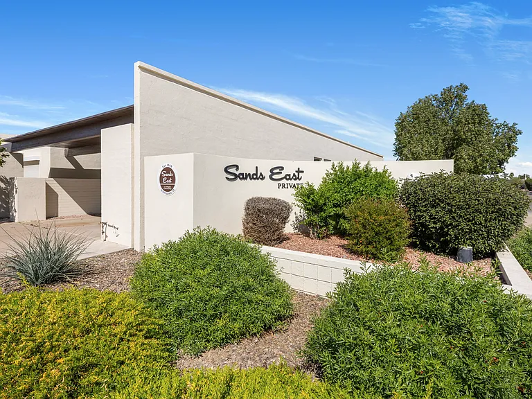 8633 E Monterosa Ave — Photo 31