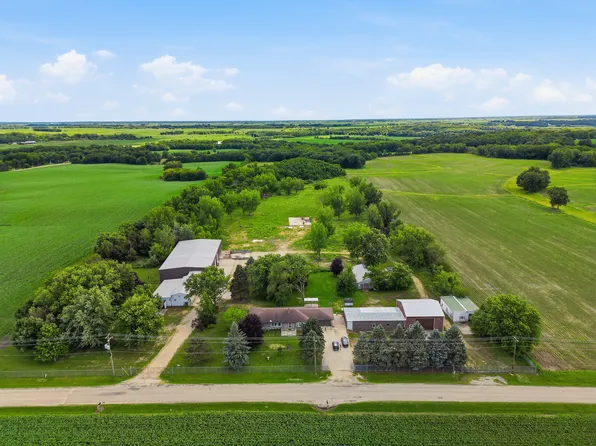 519 Kilgore Rd, Dixon, IL 61021
