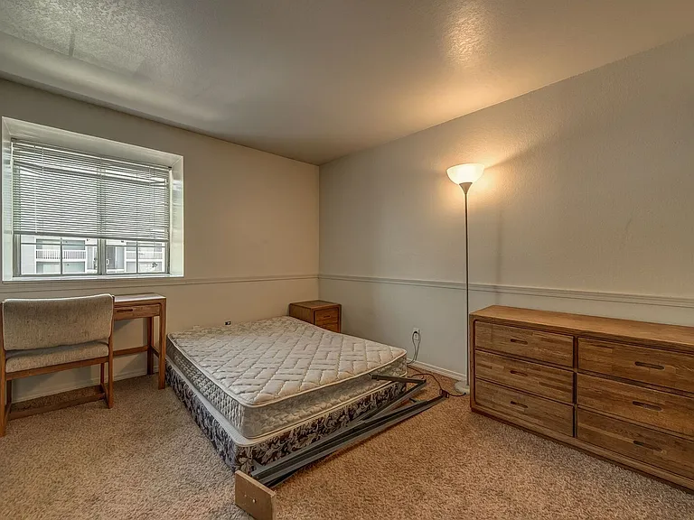 718 W 1720 N #328 — Photo 11